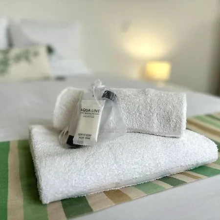 L'oceane, Spacieux Avec Place De Parking, Proche La Palud (Charente-Maritime)