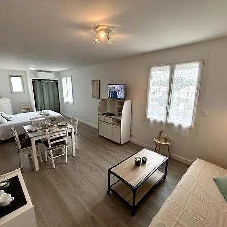 L'oceane, Spacieux Avec Place De Parking, Proche * La Palud (Charente-Maritime)