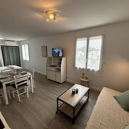 L'oceane, Spacieux Avec Place De Parking, Proche La Palud (Charente-Maritime)