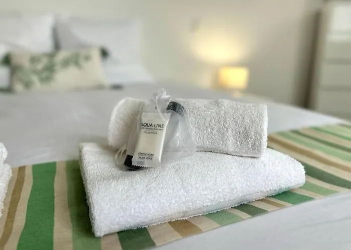 L'oceane, Spacieux Avec Place De Parking, Proche La Palud (Charente-Maritime)